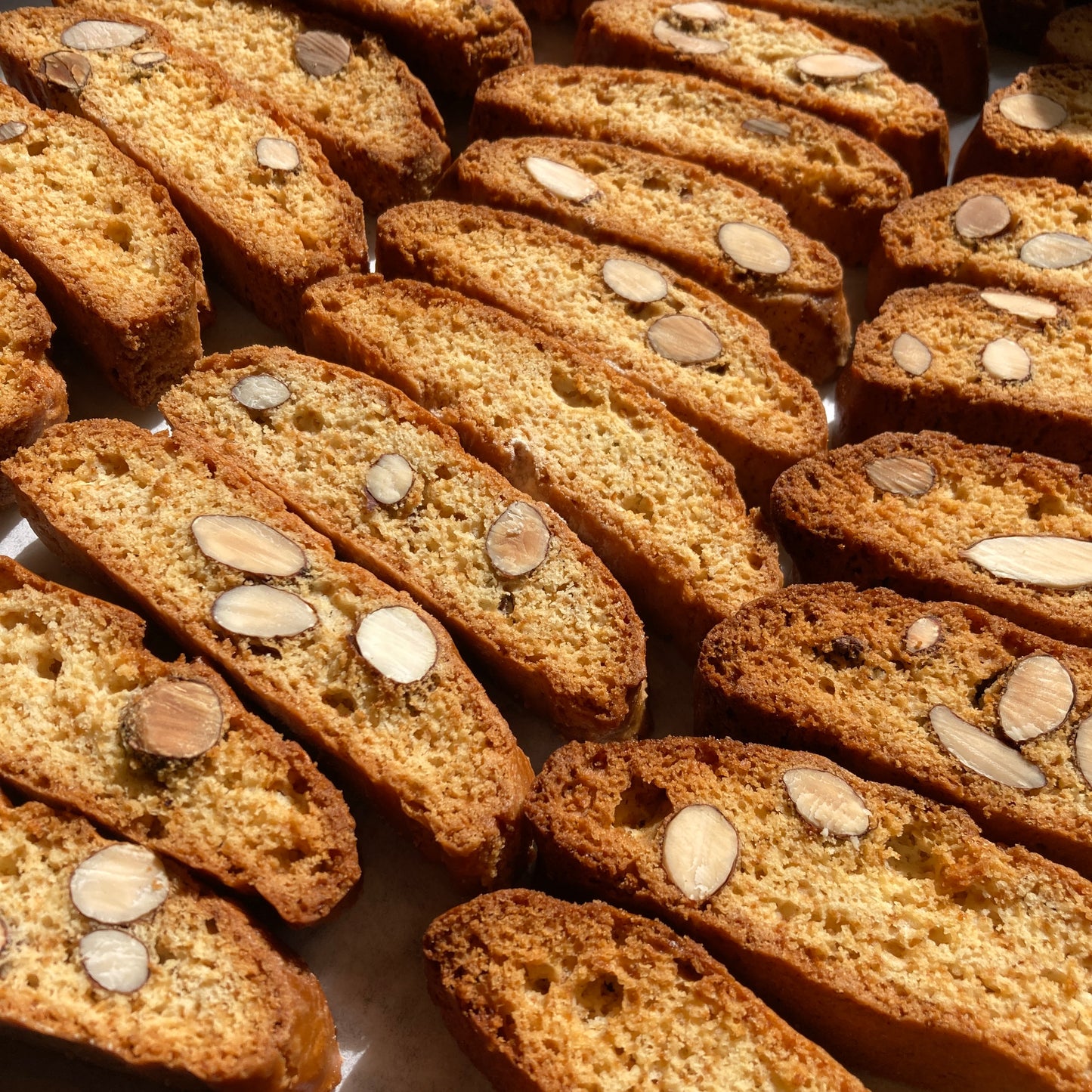 Piccola_Biscotti_Almond_Cantucci_Sydney_Australia_Biscuit_Tin 3